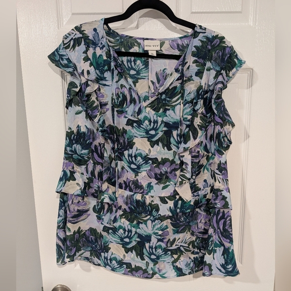 Ava & Viv Purple, Green & Blue Floral Peplum Blouse in Size 2X - Picture 2 of 10